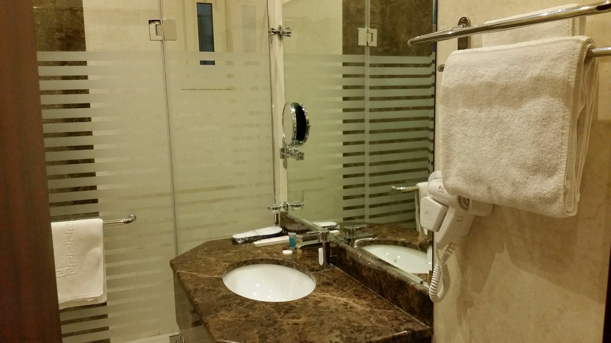 Abat Suites Riyadh Bagian luar foto